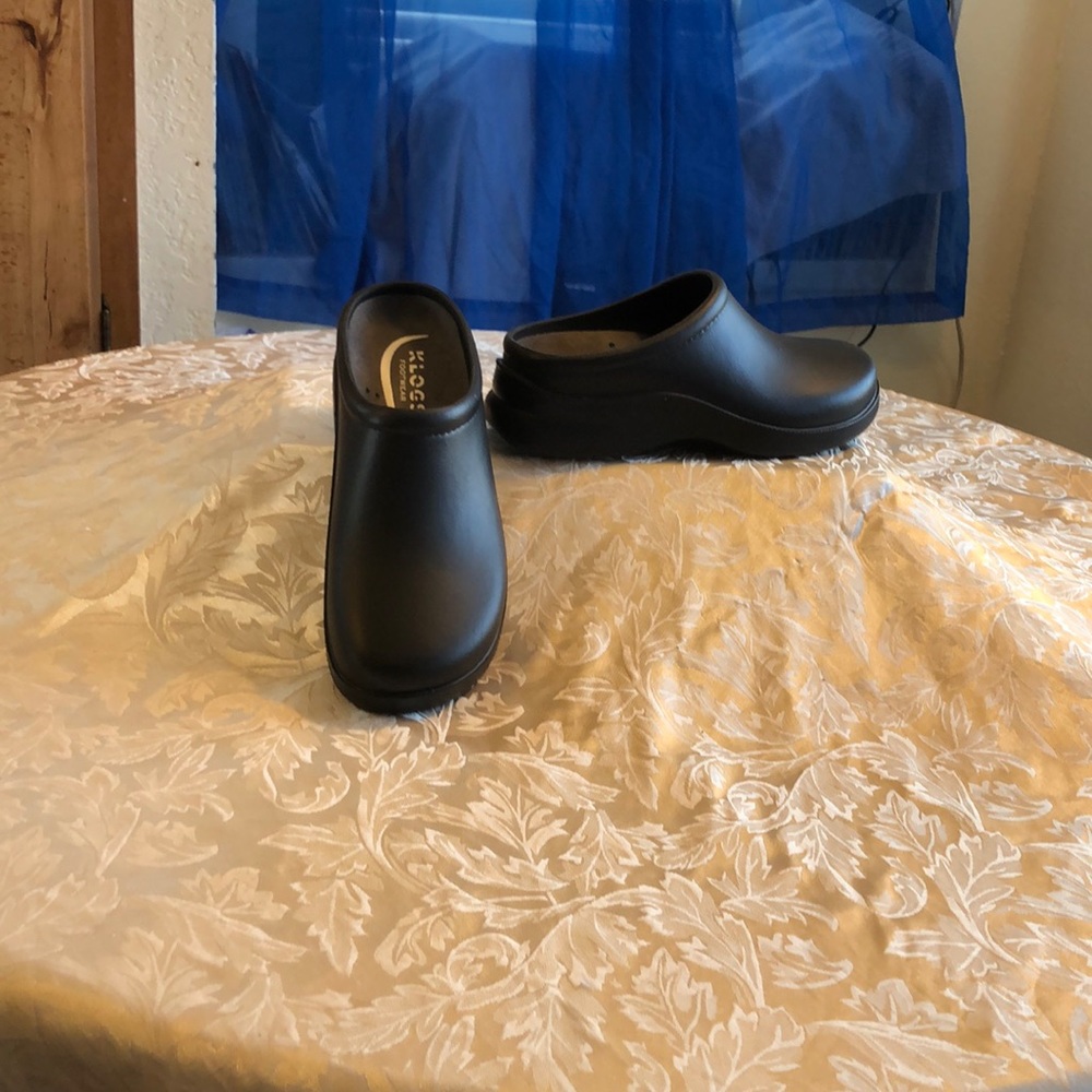 KLOG Foot Wear size 9